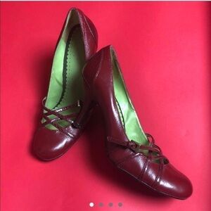 Vintage Burgundy leather heels  ♥️♥️​​​​​​​​​​​​​​​​​​​​​​​​